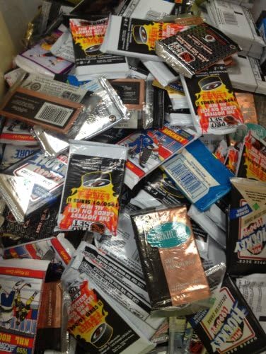 200 כרטיסי הוקי NHL וינטג 'בחבילות שעווה אטומות ישנות - מושלמות לאספנים חדשים