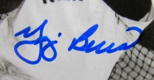 Yogi Berra חתום חתימה אוטומטית 8x10 תמונה JSA AC15516 - תמונות MLB עם חתימה