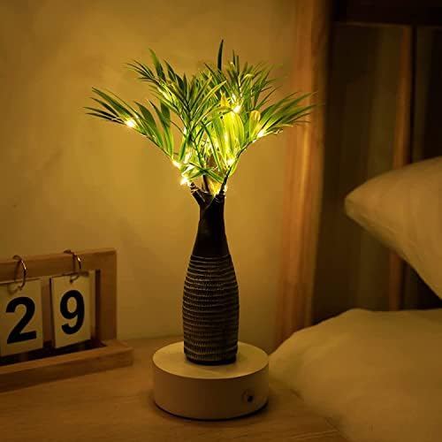 סימולציה של מיני סימולציה מנורה פיות עץ דקל המתאימה למיקום סרגל שולחן משרדי יכולה לייפות ולהדליק תאורה