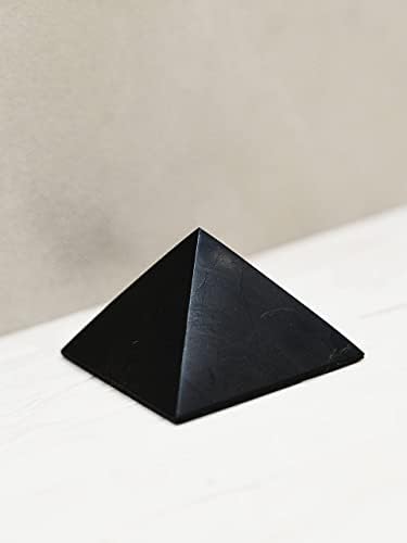מועדון שונגיט פירמידה פירמידה מלוטשת 1 סנטימטרים פירמידה אבן שחורה קטנה לחדר משרד ביתי ריפוי מדיטציה קריסטל