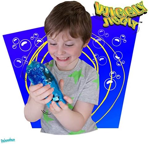 Wiggly Jiggly - פינגווין מ- Deluxebase. צעצוע של נחש מים סופר -סופר -סופר -סופר -נחש עם דמויות פינגווין.