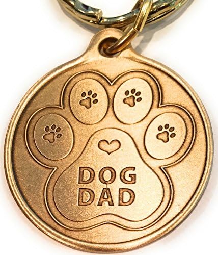 כלב אבא-חבר אמיתי משאיר הדפסים כפות על הלב שלך מחזיק מפתחות ברונזה הדפס כפות