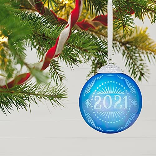 קישוט לחג המולד של מזכרת Hallmark 2021, 2021 הנצחה לחג המולד, כדור זכוכית