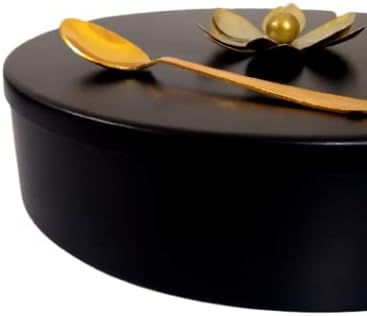 פליז שחור מסאלה קופסת תבלינים בעבודת יד מעוצבת מטבח מיוחד מיוחד מסאלה דבה פליז קופסה עם כף רויאל מסאלה קופסא