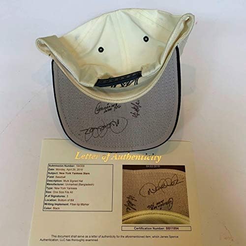 דרק ג'טר & Hideki Irabu חתמו 2001 כובע ינקי ניו יורק