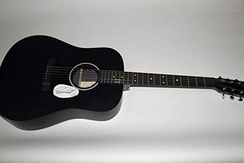 רוג'ר דלטרי חתום על חתימה C.F. מרטין גיטרה אקוסטית The Who, Quadrophenia